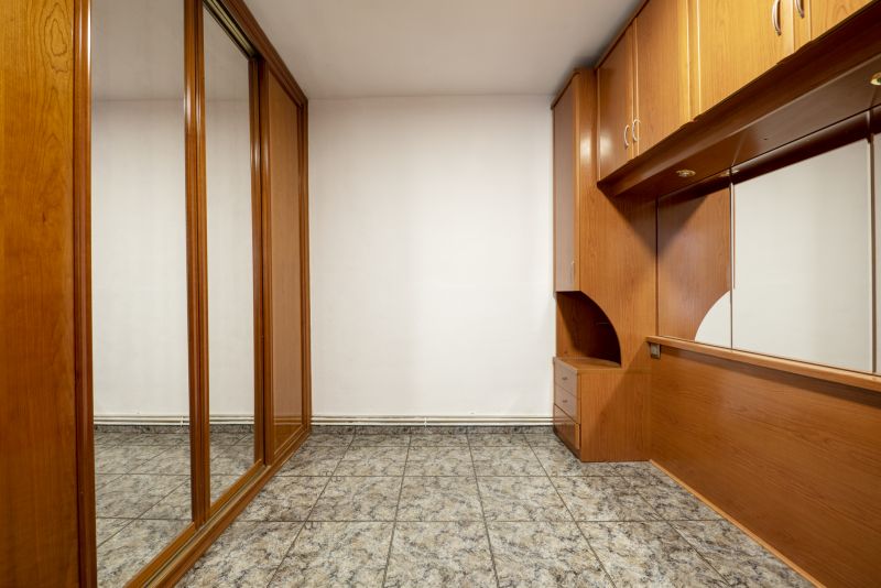 Sliding Mirror Door Repair